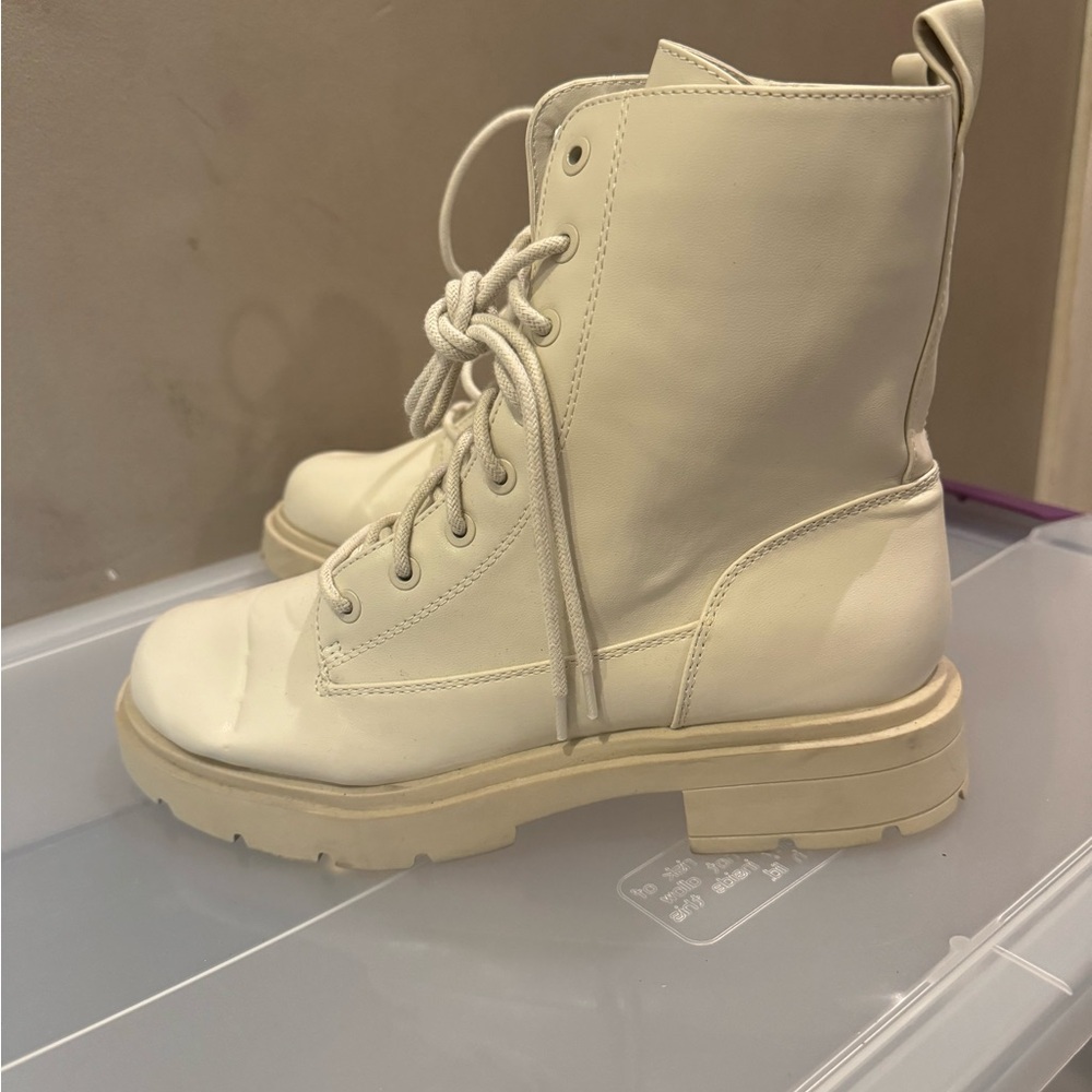 Women's Combat Boots